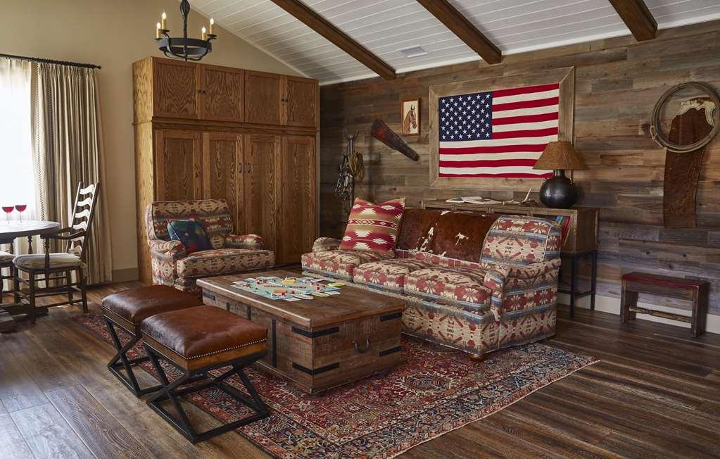 Alisal Guest Ranch & Resort Солвенг Стая снимка